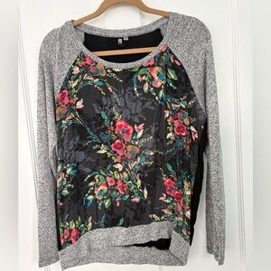 Kut from the Kloth Gray Knit Top